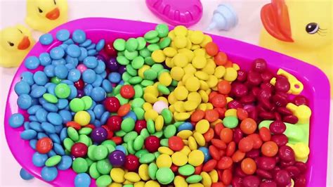 Learn Colors Mandms Chocolate Baby Doll Bath Time And Real Nutella Milk
