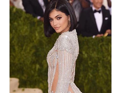Kylie Jenner Loses Her Instagram Most Liked Photo Record To An Egg