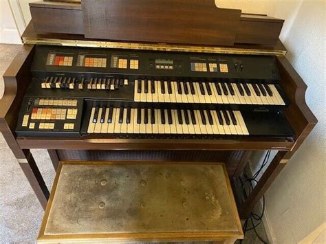 Hammond Electric Organ In Arnold Nottinghamshire Gumtree
