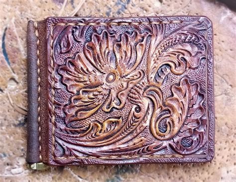 Available in a range of colours from traditional black to brown and tan, you can select the perfect money clip to coordinate. Buy Hand Made Tooled Money Clip Sheridan Floral Leather Carved M_S, made to order from serge's ...