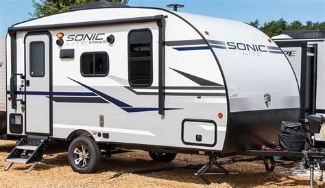 10 Best Travel Trailers Under 4000 Lbs That Are Easy To Tow Best