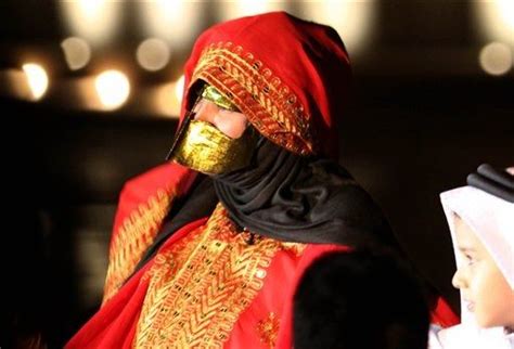 traditional dresses in bahrain bahrain clothing traditional dresses bahrain