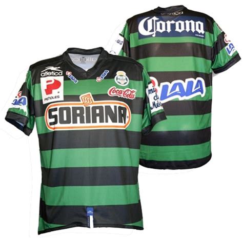 Descubre la mejor forma de comprar online. Santos Laguna Jerseys: 2005-2006 away soccer jersey picture.
