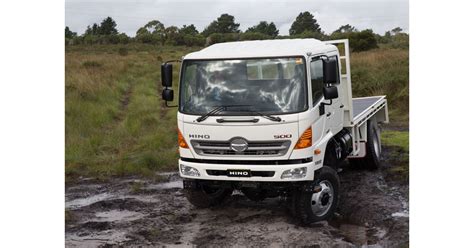 Speed limiter certification for heavy vehicles. Hino beefs up 500 Series off-road specialist | News