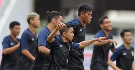 Pelatih Thailand Indonesia Berada Dalam Tekanan