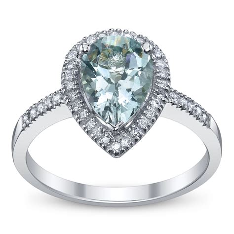 These rings look both feminine and sophisticated. Top 10 Classic Engagement Ring Styles | Blog