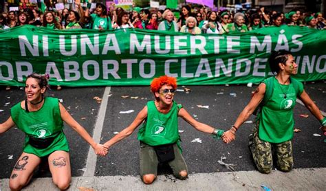 Argentina aprueba legalizar el aborto hasta 14 semanas. Hasta ahora