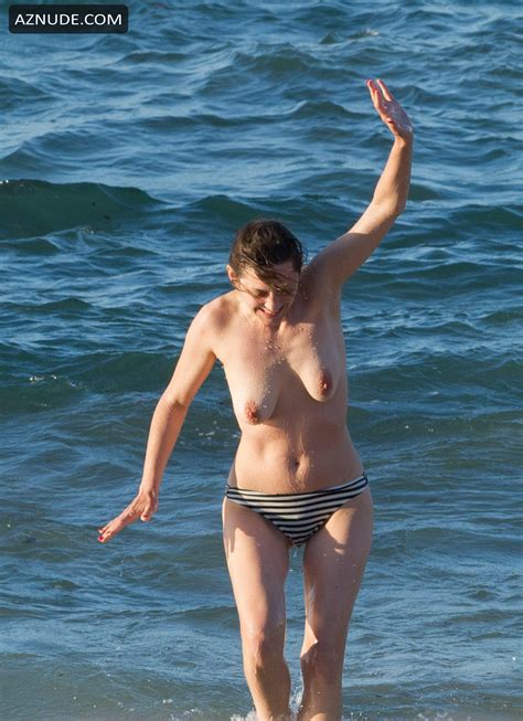 Marion Cotillard Shows Her Tits On The Beach In Fuerteventura Aznude