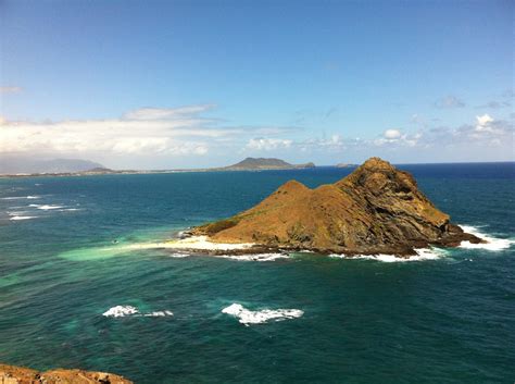 Kayaking to the Mokes — Kailua Beach Adventures