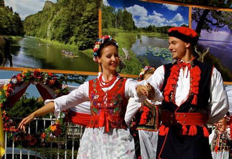 Writing contest for Wikipedia users: chance to explore Polish culture
