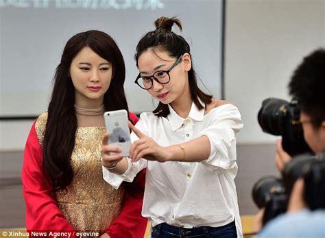 Chinese Inventor Unveils Jia Jia The Most Realistic Robot Ever