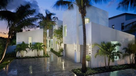 Modern Architecture Luxury Homes In Florida 1044 South
