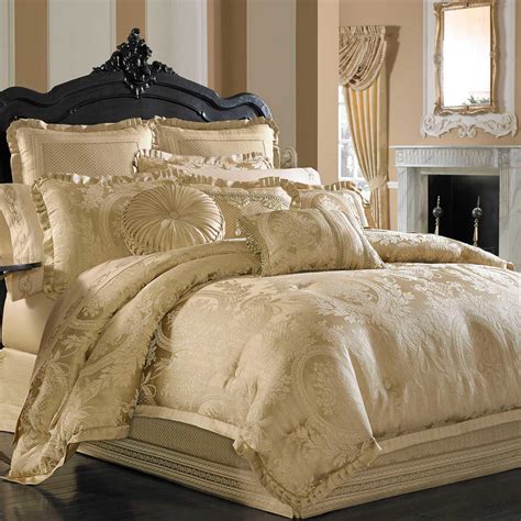J queen new york designs and creates trend forward and traditional styles with patterns for todays luxury home. J. Queen New York™ Napoleon Queen Comforter Set in Gold ...