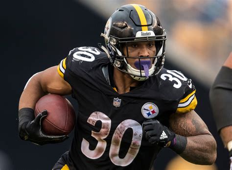 The latest stats, facts, news and notes on james conner of the pittsburgh steelers. James Conner Steelers : NFL Preseason: Where to Watch ...
