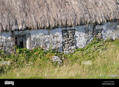 Traditional Irish Country House Aran Islands Stock Photo Alamy