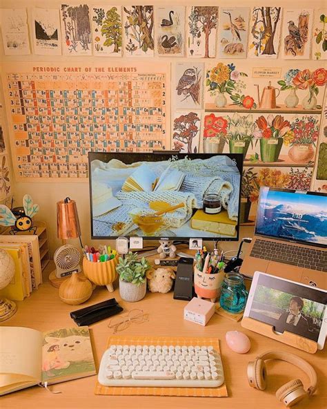 Best Office Desk Decoration Ideas