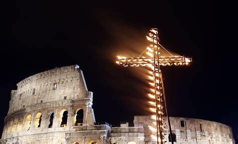 Surplus Danubio Sgattaiolare Via Crucis In Tv Luogo Di Nascita Si Compatibile Con