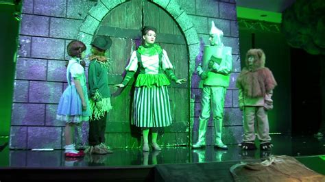 Merry Old Land Of Oz Emerald City Wizard Of Oz Scene 8