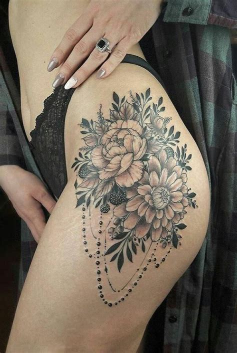 Pin By Ivo On Female Tats Hip Tattoo Hip Tattoo Designs Floral Hip Tattoo