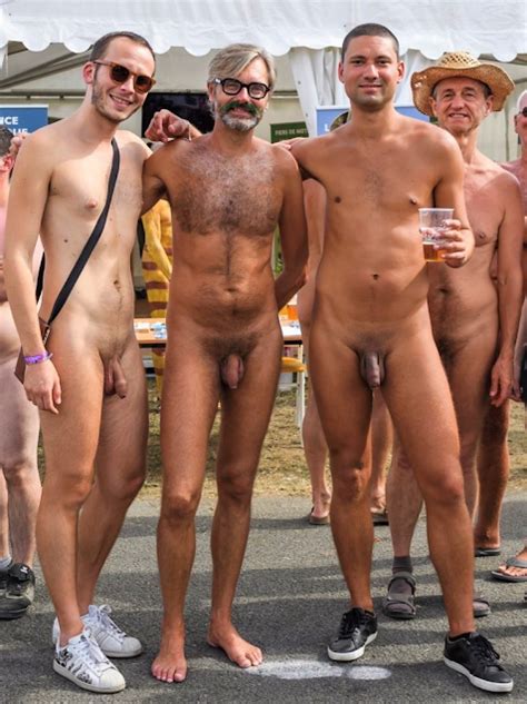Provocative Wave For Men Hang Out Naked Today With Your Mates