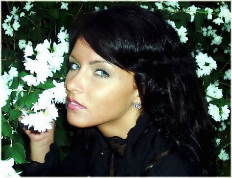 Check spelling or type a new query. im garten Foto & Bild | modelle stellen sich vor ...