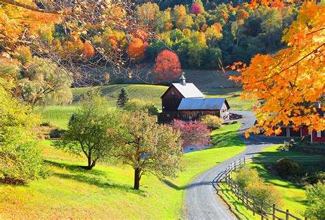 15 Best Places to See Fall Colors and Autumn Scenery | Royal Caribbean