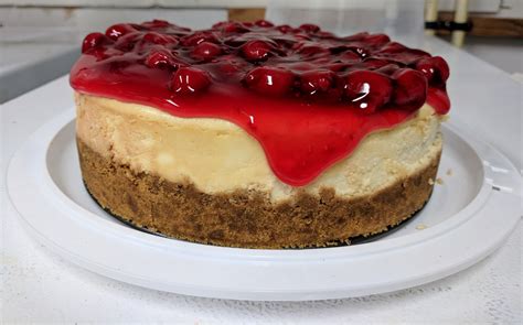 6 inch cakes are very popular and yet most traditional cake recipes don't accommodate the smaller size. 6 Inch Cheesecake Recipes Philadelphia : New York Style Cheesecake Once Upon A Chef