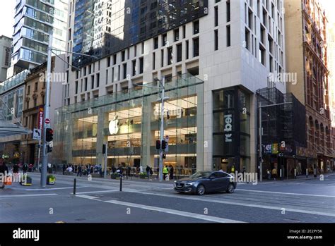 The Apple Store On George Street Sydney Australia Stock Photo Alamy