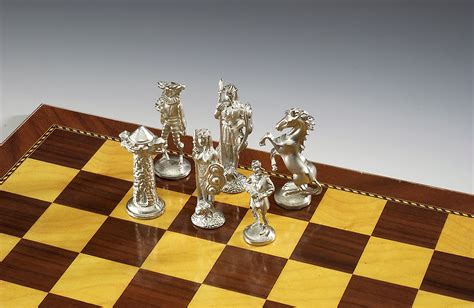Irish Pewter Celtic Chess Set And Wooden Board At Gfmp10116