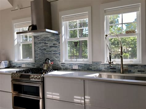 This is not inclusive of appliances, lighting or handles. When the Most Interesting Man in the World Buys a Kitchen ...