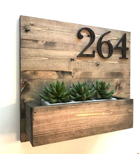You can do it with quite simple steps and also making it looks smart and. 60 Easy DIY Wood Projects for Beginners (15) - doityourzelf