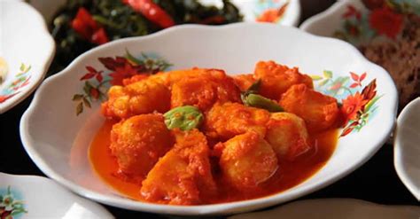 Bakso umumnya dibuat dari campuran daging sapi giling dan tepung tapioka, tetapi ada juga bakso yang terbuat dari daging ayam, ikan, atau udang bahkan daging kerbau. Resep Telur Puyuh Bumbu Cabai untuk Menu Sahur dan Buka ...