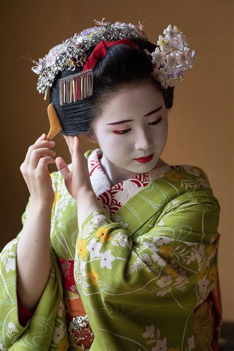 balbo42👘 on twitter beauté asiatique geisha japonaise beauté japonaise
