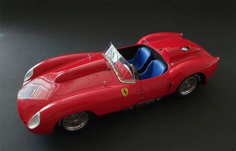 Is an italian luxury sports car manufacturer based in maranello, italy. Customer Sale: 1/12 car model Ferrari Testa Rossa (1958) - www.autogr