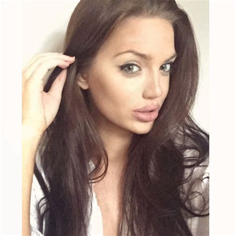 Chelsea Marr Angelina Jolie Instagram Lookalike