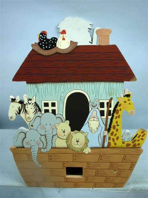 Noahs Ark Handpainted Wooden Toy Box Ebay
