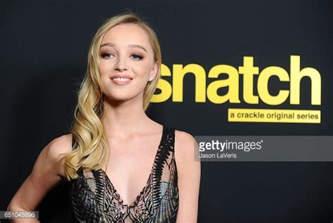 Pete and phoebe are still going strong despite not being able to physically spend time together, a source told us weekly in april. Actor`s page Phoebe Dynevor, watch free movies: Younger ...