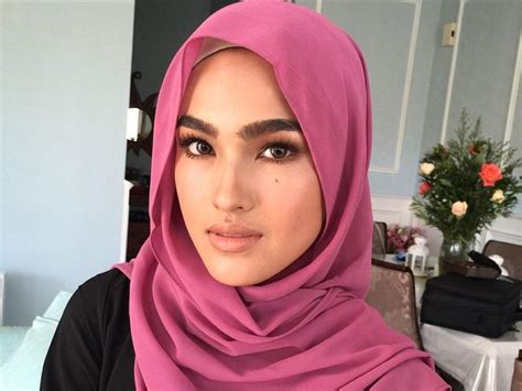 Elfira loy is an actress, known for waktu rehat (2010), ini malam kita punya (2015) and cinta tanpa syarat (2018). Elfira Loy Dalam Proses Sedia Jadi Isteri Sufian Suhaimi ...
