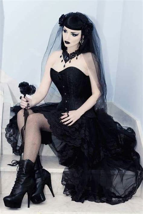 Goth Bride Klær