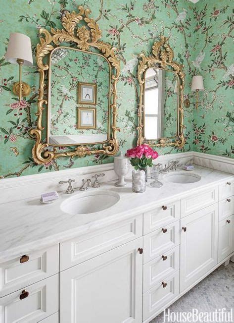 Green Statement Wallpaper In Bathroom With Images Minimalist