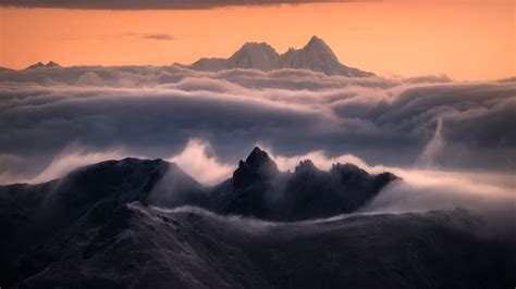 Expert Tips On Capturing Moody Misty Mountain Photos 500px