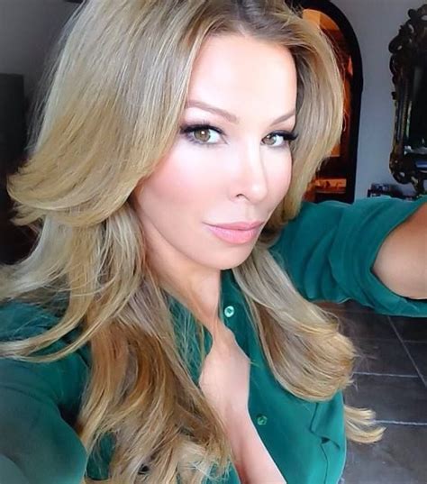 Lisa Hochstein Gorgeous Hair Beautiful Real Housewives Different
