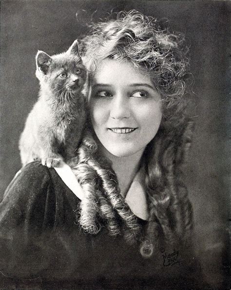mary pickford 1892 1979 canadian american film actress and producer one of the original 36