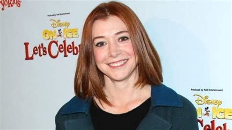 Who Is Alyson Hannigan Husband Whats Her Net Worth Age Height Celebily