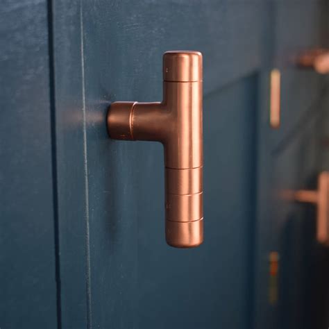 All sizes quoted as centres are the fixing centres of the two screws which locate and hold the product on the. Kitchen Cabinet Knob/ T Bar Handle By Proper Copper Design ...