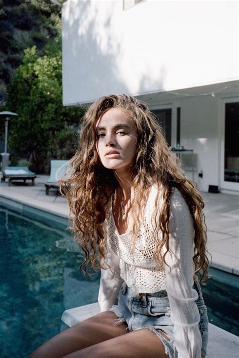 *please have good quality, clear pictures, like the posts you see here.* check out the curls that have been submitted over the years. Cheveux Tumblr shooting | Long hair styles, Hippie hair ...