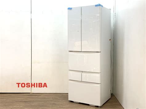 A refrigerator (appliance that refrigerates food). TOSHIBA/東芝フレンチ6ドア冷蔵庫GR-P460FD(EW)－中古家電の買取販売 ...