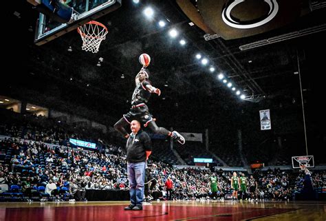 Photos Harlem Globetrotters Bring World Tour To Bmo Center In Rockford