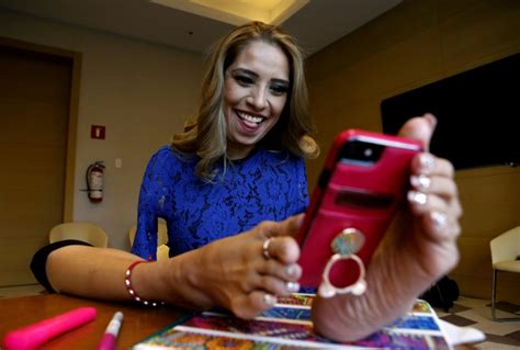 Made By Foot Mexican Designer Overcomes Disability In Style Mossel