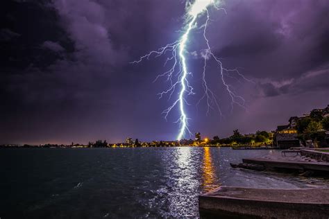 Download Coast Night Photography Lightning Hd Wallpaper